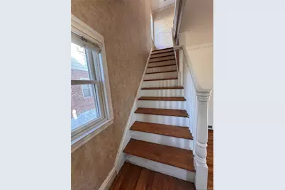 254-28 Walden Avenue, Great Neck, NY 11020 - Photo 25