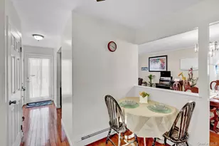 1066 America Ave, West Babylon, NY 11704 - Photo 7