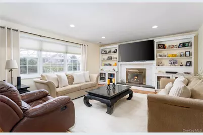 68 Washington Avenue, Patchogue, NY 11772 - Photo 3