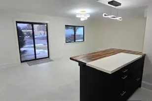 5-10 115th St, College Point, NY 11356 - Photo 7