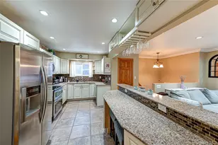 345 Collington Dr, Ronkonkoma, NY 11779 - Photo 11