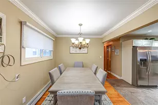 345 Collington Dr, Ronkonkoma, NY 11779 - Photo 9