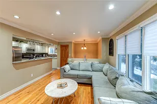 345 Collington Dr, Ronkonkoma, NY 11779 - Photo 7