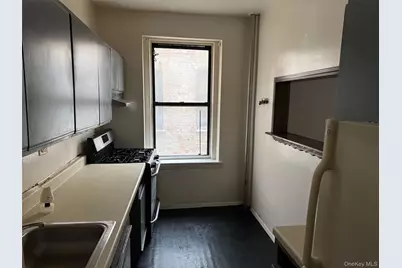 2156 Cruger Avenue #3L, Bronx, NY 10462 - Photo 7