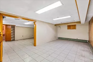 14-27 145th Pl, Whitestone, NY 11357 - Photo 21