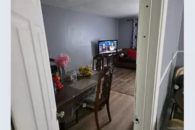 226 Swalm Street, Westbury, NY 11590 - Photo 9