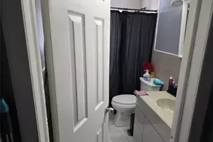 226 Swalm St, Westbury, NY 11590 - Photo 7