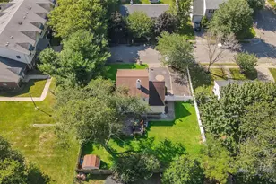 2 Cherry St, Central Islip, NY 11722 - Photo 31