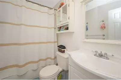 2 Cherry Street, Central Islip, NY 11722 - Photo 19