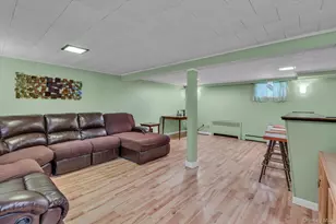 6 Longford St, Huntington, NY 11743 - Photo 17