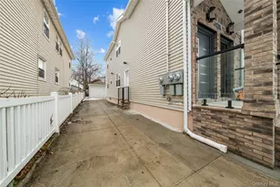 245-33 147th Rd, Rosedale, NY 11422 - Photo 13