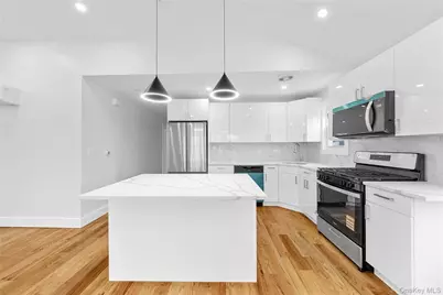 24533 147th Road #2, Rosedale, NY 11422 - Photo 5