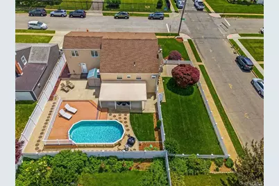 450 Ocean Avenue, Massapequa Park, NY 11762 - Photo 33