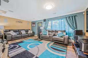 32 Pinetree Dr, Shirley, NY 11967 - Photo 7