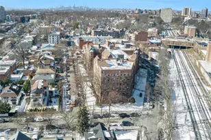 84-51 Beverly Rd, Kew Gardens, NY 11415 - Photo 15