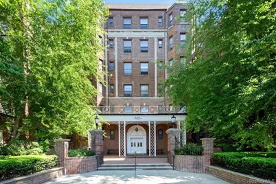 8451 Beverly Road #1A 10 1U 2U 4N, Kew Gardens, NY 11415 - Photo 5