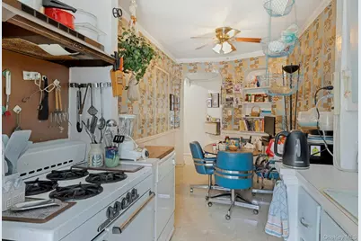 8451 Beverly Road #1A 10 1U 2U 4N, Kew Gardens, NY 11415 - Photo 47