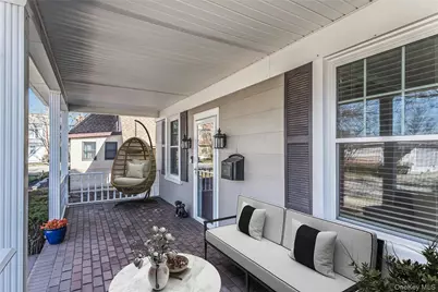 86 Taft Avenue, Lynbrook, NY 11563 - Photo 5