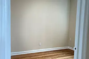24 Mulford Pl, Hempstead, NY 11550 - Photo 11