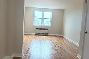 24 Mulford Pl, Hempstead, NY 11550 - Photo 17