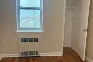24 Mulford Pl, Hempstead, NY 11550 - Photo 15