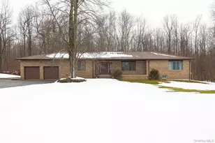 21 Lounsbury Dr, Baldwin Place, NY 10505 - Photo 5