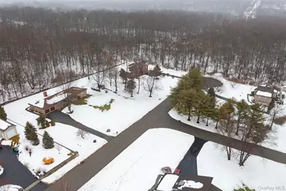 21 Lounsbury Drive, Baldwin Place, NY 10505 - Photo 3