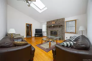 21 Lounsbury Dr, Baldwin Place, NY 10505 - Photo 19