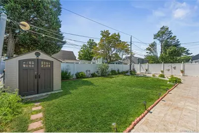 36 Robin Lane, Levittown, NY 11756 - Photo 23