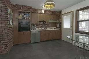 23 Bradner Dr, Warwick, NY 10990 - Photo 5