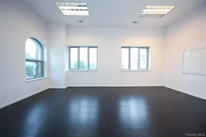 343 Sand Lane, New York, NY 10305 - Photo 7