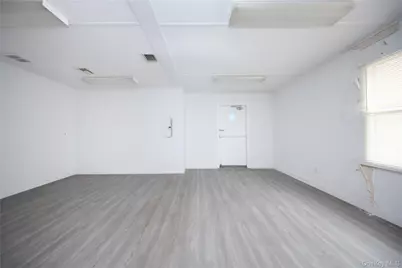 343 Sand Lane, New York, NY 10305 - Photo 19