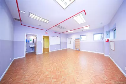 343 Sand Lane, New York, NY 10305 - Photo 11