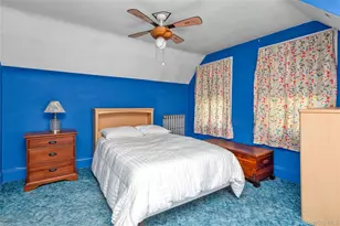 70 Lyon Pl, Lynbrook, NY 11563 - Photo 15