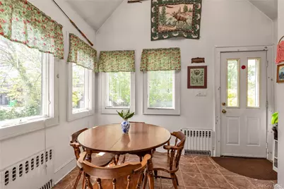 70 Lyon Place, Lynbrook, NY 11563 - Photo 9