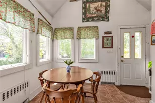 70 Lyon Pl, Lynbrook, NY 11563 - Photo 9