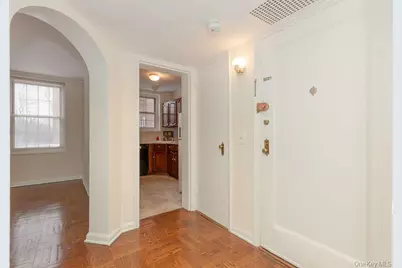 1340 Midland Avenue #1A, Bronxville, NY 10708 - Photo 3