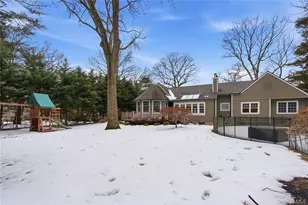 69 Tamarack St, East Northport, NY 11731 - Photo 25