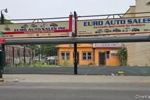 101-01 Jamaica Ave, Richmond Hill, NY 11418 - Photo 1