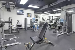 200 Diplomat Dr, Mount Kisco, NY 10549 - Photo 17