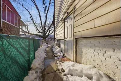 4158 Edson Avenue, Bronx, NY 10466 - Photo 25