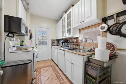 4158 Edson Avenue, Bronx, NY 10466 - Photo 9