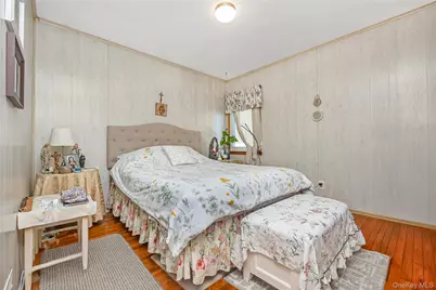 161 Irving Avenue, North Babylon, NY 11703 - Photo 9