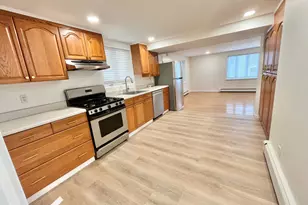 103 Bennett Ave, Yonkers, NY 10701 - Photo 3