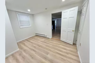 103 Bennett Avenue #G, Yonkers, NY 10701 - Photo 11