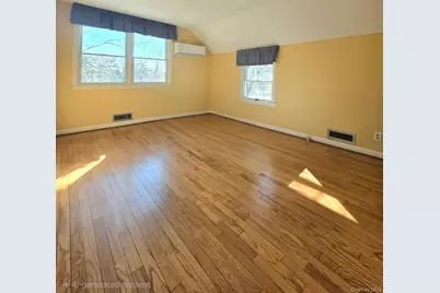 30 Tappen Drive, Melville, NY 11747 - Photo 9