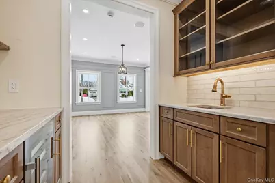 135 Adams Street, Garden City, NY 11530 - Photo 7