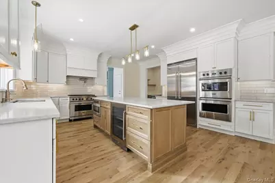 135 Adams Street, Garden City, NY 11530 - Photo 9