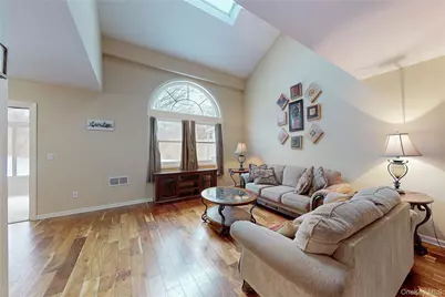 29 Deer Crossing Drive, Fishkill, NY 12524 - Photo 9