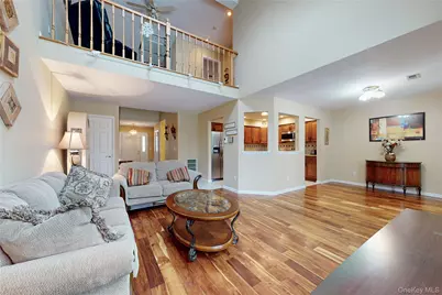 29 Deer Crossing Drive, Fishkill, NY 12524 - Photo 5